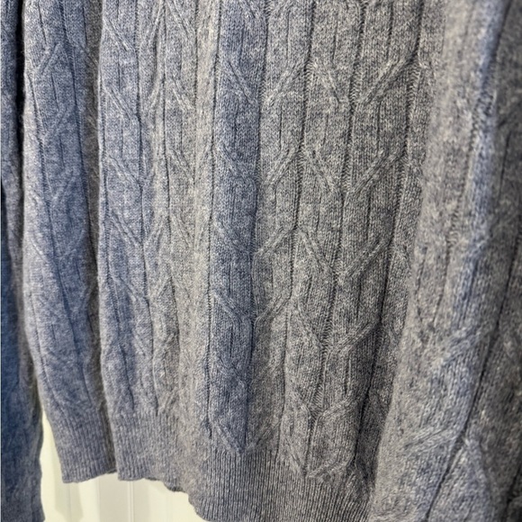 JOS A BANK Reserve Collection Oversize Gray Cable Knit Crew Neck Sweater Sz XXL - Picture 3 of 5